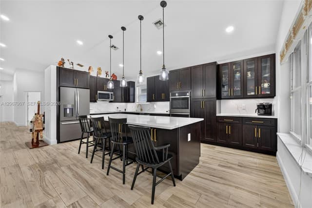 10471 S Utopia Cir S, Boynton Beach FL 33437 - Boynton Beach, FL - Photo 2