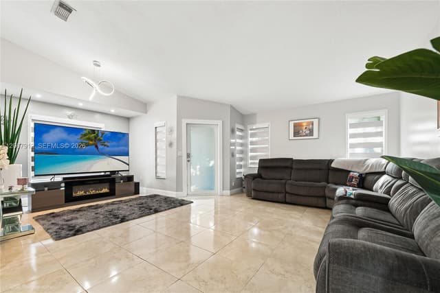 16520 SW 99th St, Miami FL 33196 - Miami, FL - Photo 2