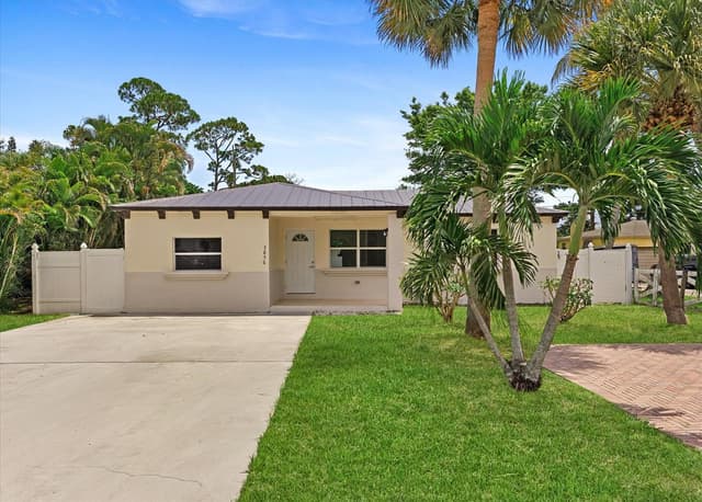 3856 Corrigan Court, FL 33461 - Photo 4