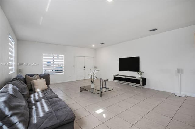 21189 SW 127th Ct, Miami FL 33177 - Miami, FL - Photo 5