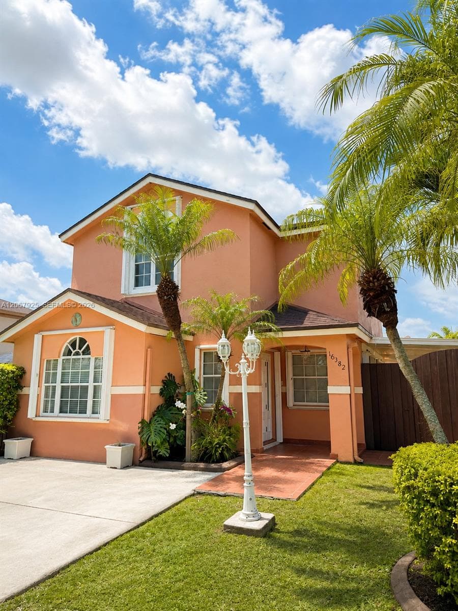 16382 SW 139th Ave, Miami FL 33177