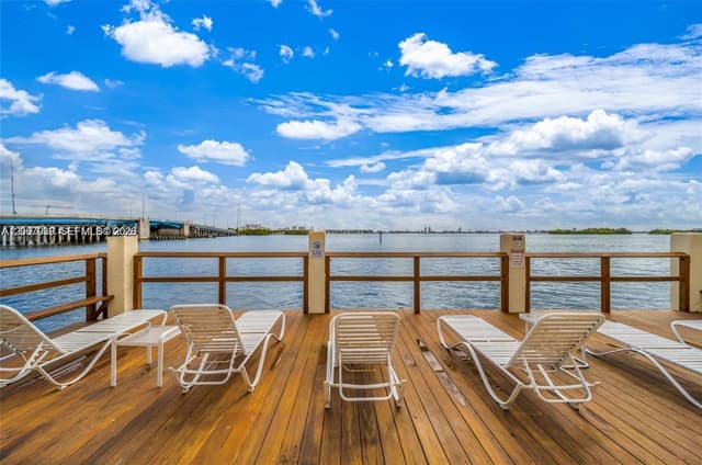 7845 NE Bayshore Ct # 12A, Miami FL 33138 - Miami, FL - Photo 5