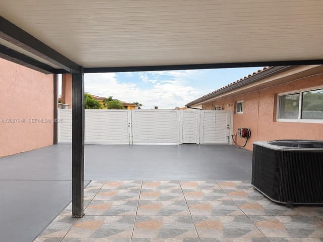 10070 SW 2nd St, Miami FL 33174 - Miami, FL - Photo 3