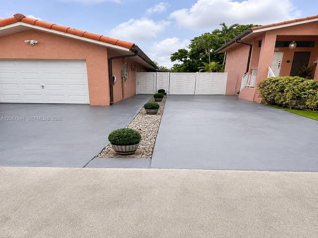 10070 SW 2nd St, Miami FL 33174 - Miami, FL - Photo 4