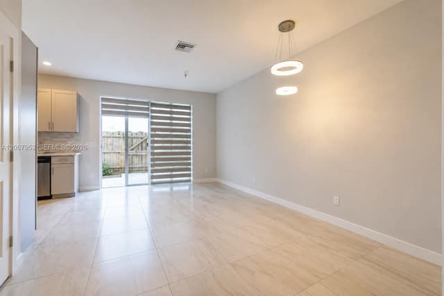 1056 SE 23rd Ave, Homestead FL 33035 - Homestead, FL - Photo 4