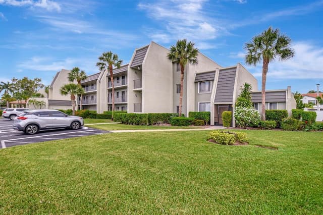 4070 Tivoli Court # 307, Lake Worth FL 33467 - Lake Worth, FL - Photo 5
