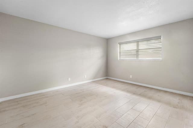 12005 Poinciana Boulevard # 209, Royal Palm Beach FL 33411 - Royal Palm Beach, FL - Photo 6