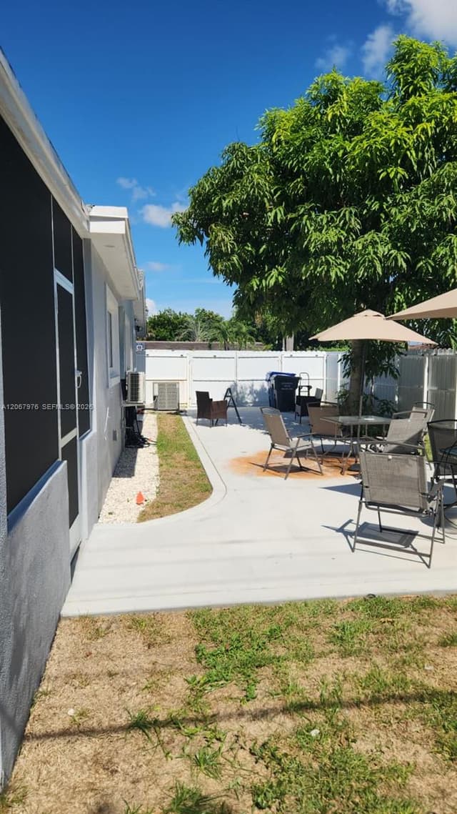 620 N 65th Ave, Hollywood FL 33024 - Hollywood, FL - Photo 2