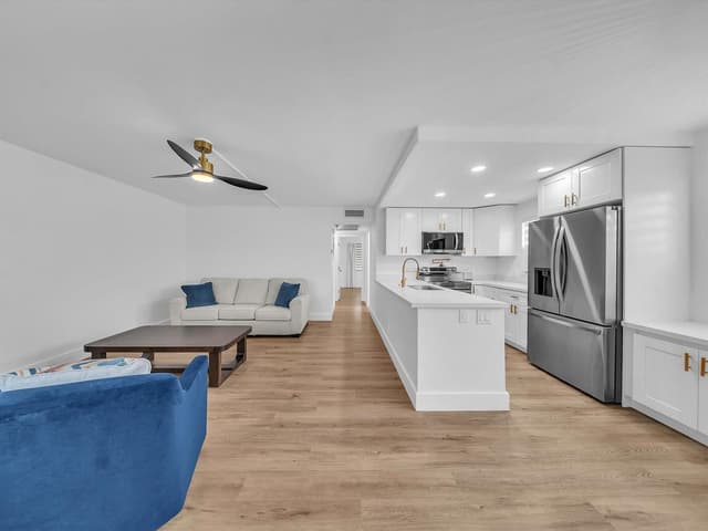 21 PRESCOTT B, Deerfield Beach FL 33442 - Deerfield Beach, FL - Photo 4