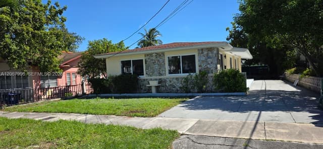 21 NW 32nd Ct, Miami FL 33125 - Miami, FL - Photo 3