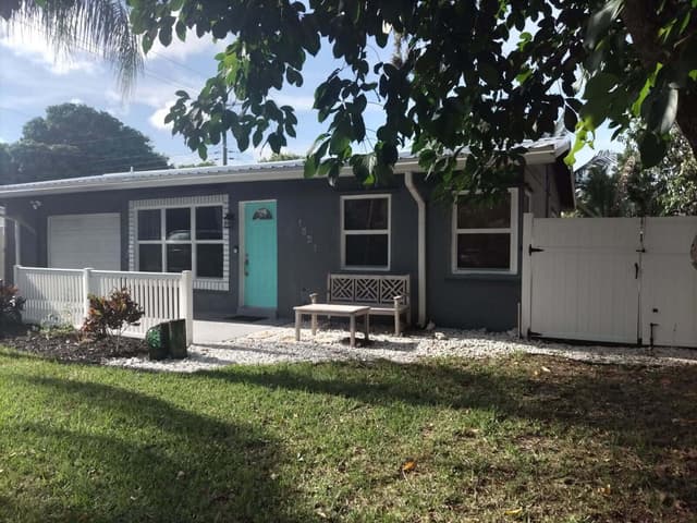 1521 NE 32ND Court, Pompano Beach FL 33064 - Pompano Beach, FL - Photo 2