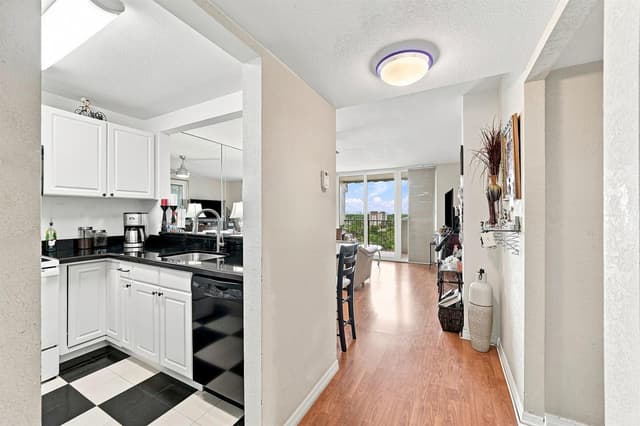 777 S Federal Highway # 15, Pompano Beach FL 33062 - Pompano Beach, FL - Photo 5