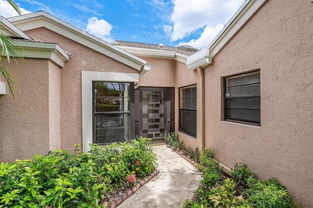 8271 SUN LAKE Drive, Boca Raton FL 33496 - Boca Raton, FL - Photo 2