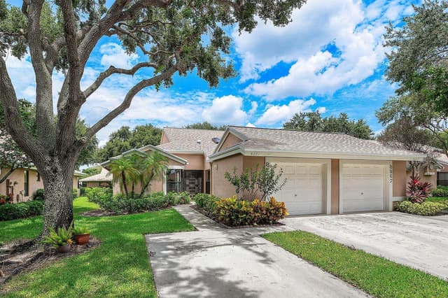 8271 SUN LAKE Drive, Boca Raton FL 33496 - Boca Raton, FL - Photo 3