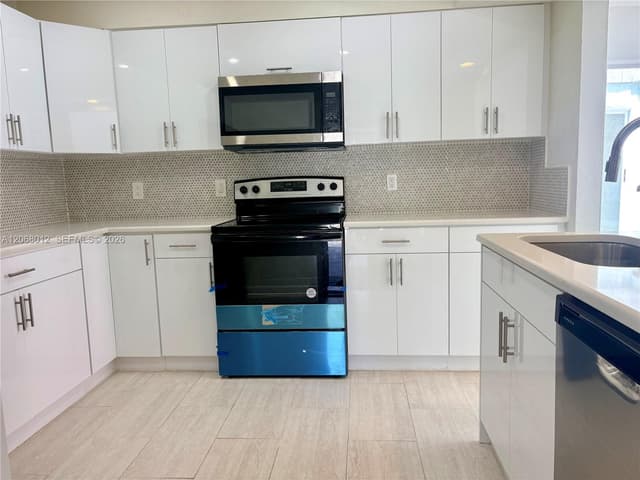 4835 NW 6th Ct, Delray Beach FL 33445 - Delray Beach, FL - Photo 6