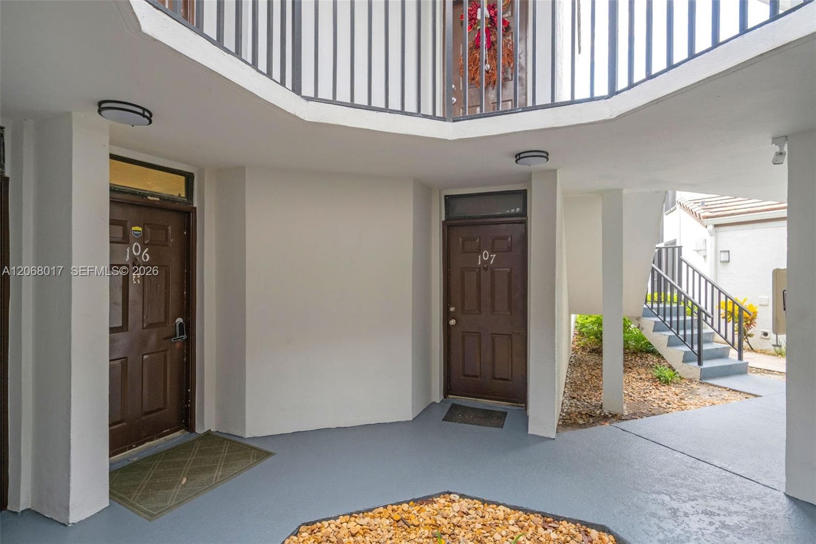 213 Lake Pointe Dr # 106, Oakland Park FL 33309 - Oakland Park, FL - Photo 1