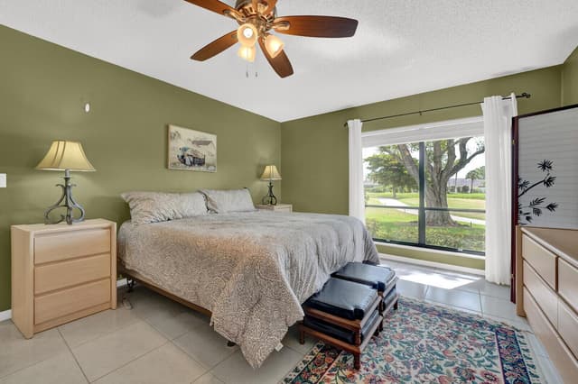 5569 Lakeview Mews Drive, Boynton Beach FL 33437 - Boynton Beach, FL - Photo 6