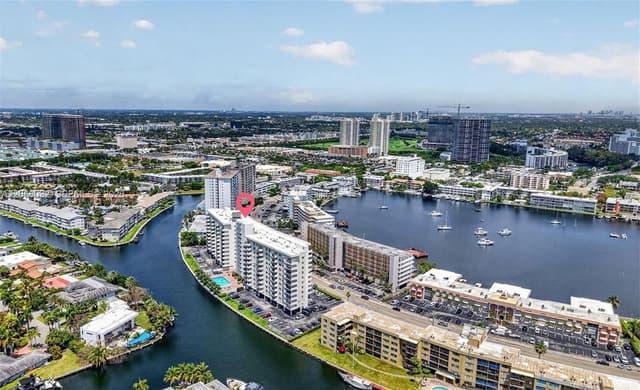 401 Golden Isles Dr # 503, Hallandale Beach FL 33009 - Hallandale Beach, FL - Photo 2