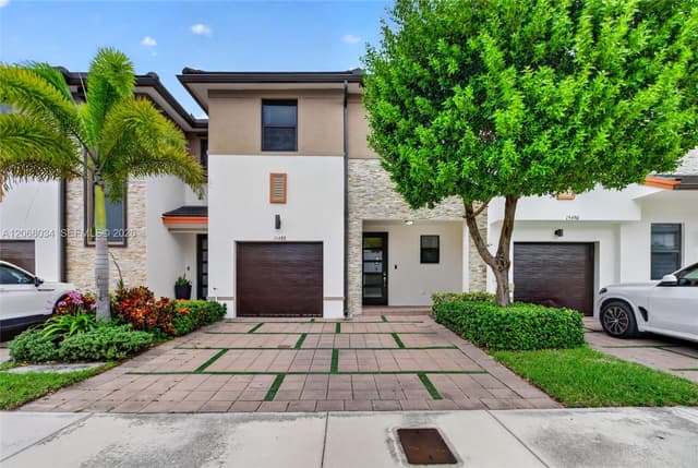 15488 NW 91st Ct, Miami Lakes FL 33018 - Miami Lakes, FL - Photo 4