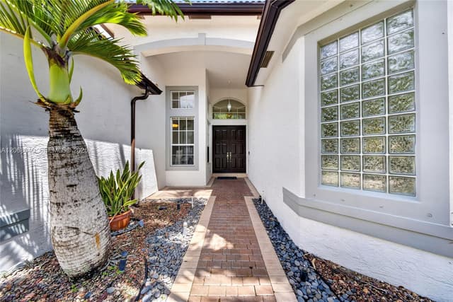 18609 SW 50th Ct, Miramar FL 33029 - Miramar, FL - Photo 3