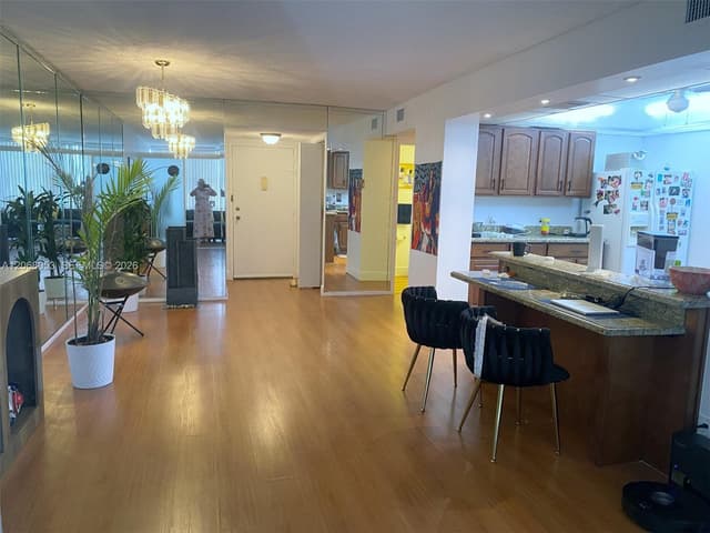 1000 Parkview Dr # 825, Hallandale Beach FL 33009 - Hallandale Beach, FL - Photo 6