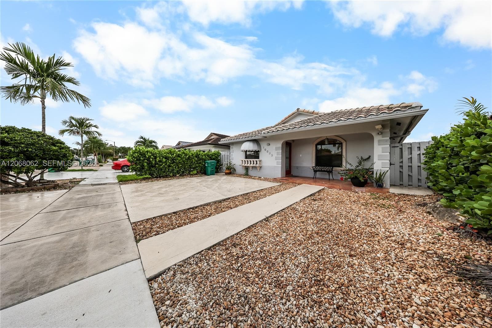 10033 NW 126th Ter, Hialeah Gardens FL 33018 - Hialeah Gardens, FL - Photo 1