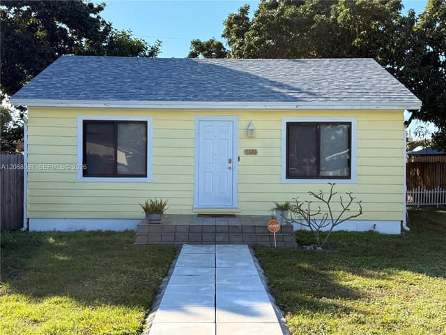 2330 Scott St, Hollywood FL 33020 - Hollywood, FL - Photo 2
