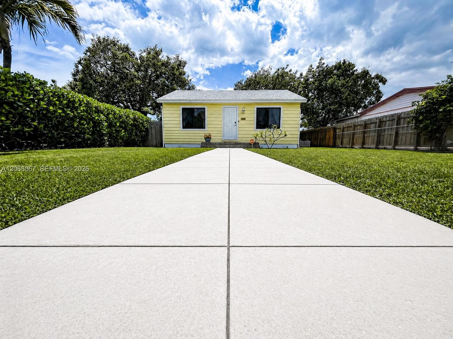 2330 Scott St, Hollywood FL 33020 - Hollywood, FL - Photo 1