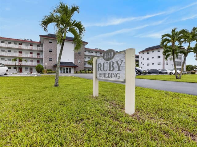 4140 NW 44th Ave # 408, Lauderdale Lakes FL 33319 - Lauderdale Lakes, FL - Photo 2
