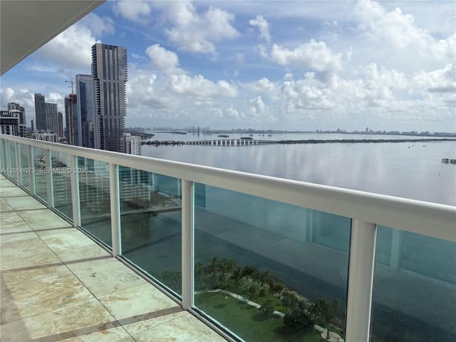 1800 N Bayshore Dr # 3007, Miami FL 33132 - Miami, FL - Photo 2