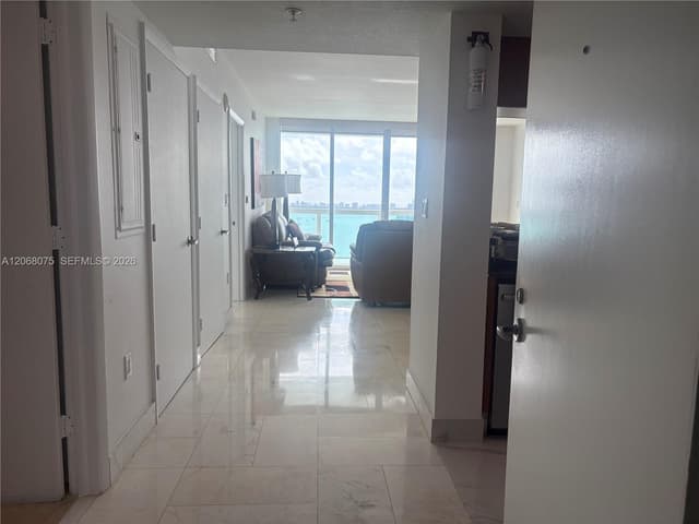 1800 N Bayshore Dr # 3007, Miami FL 33132 - Miami, FL - Photo 3