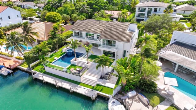 6819 Sunrise Pl, Coral Gables FL 33133 - Coral Gables, FL - Photo 2