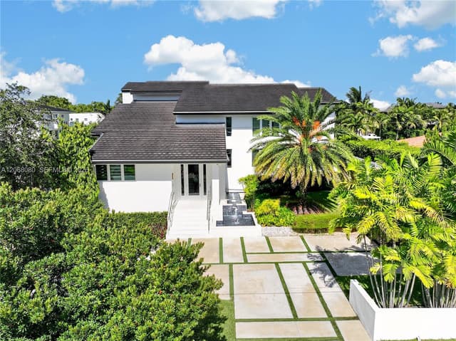 6819 Sunrise Pl, Coral Gables FL 33133 - Coral Gables, FL - Photo 3