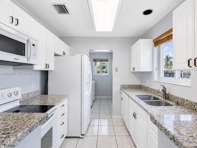 16521 SW 294th Ter, Homestead FL 33033 - Homestead, FL - Photo 7