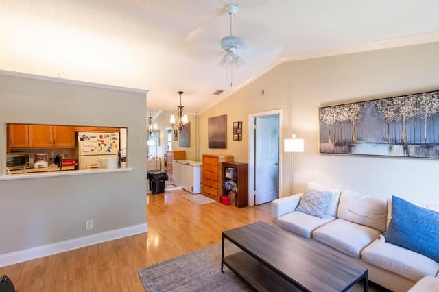 4703 Lucerne Lakes Boulevard E # 204, Lake Worth FL 33467 - Lake Worth, FL - Photo 2