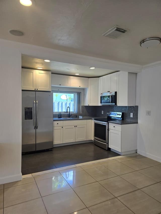 1234 NW 7th Avenue, Fort Lauderdale FL 33311 - Fort Lauderdale, FL - Photo 5