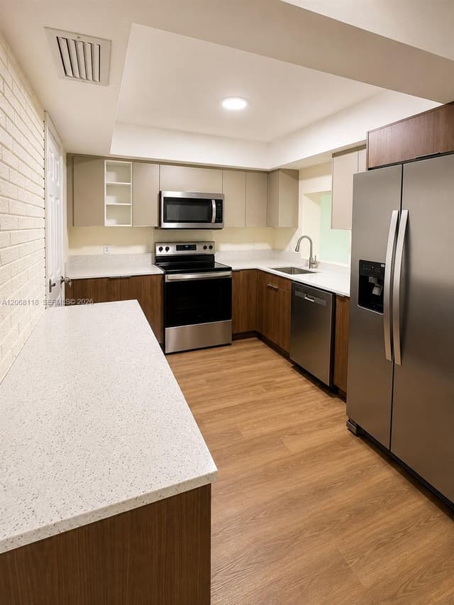 6136 SW 20th St, Miramar FL 33023 - Miramar, FL - Photo 7