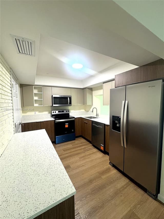 6136 SW 20th St, Miramar FL 33023 - Miramar, FL - Photo 5
