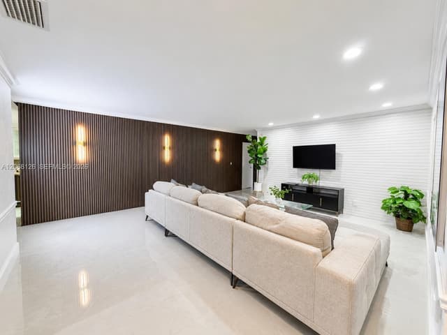 11351 SW 26th St, Miami FL 33165 - Miami, FL - Photo 5