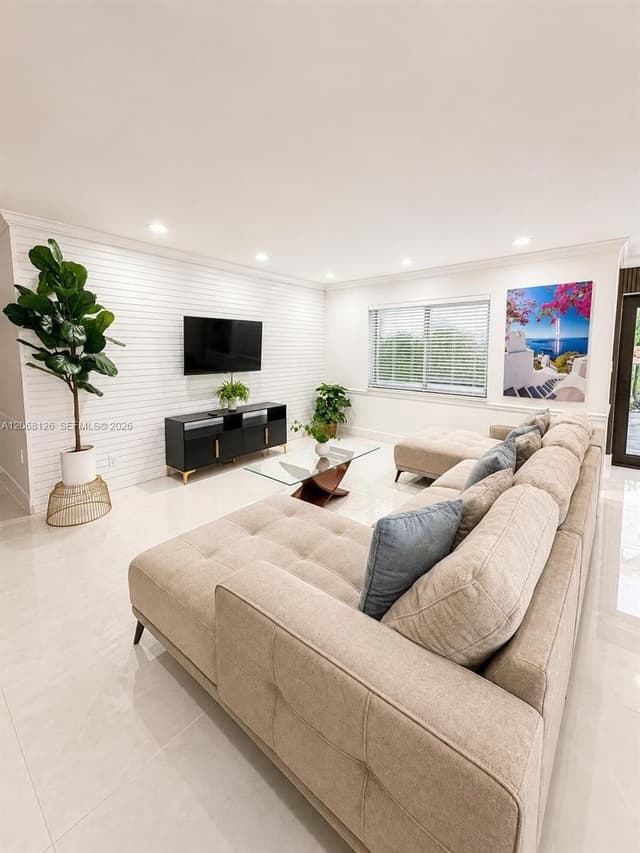 11351 SW 26th St, Miami FL 33165 - Miami, FL - Photo 4