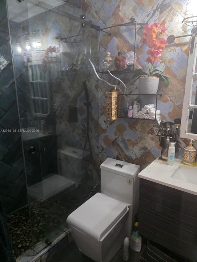 1443 Amanda St, Hollywood FL 33020 - Hollywood, FL - Photo 3