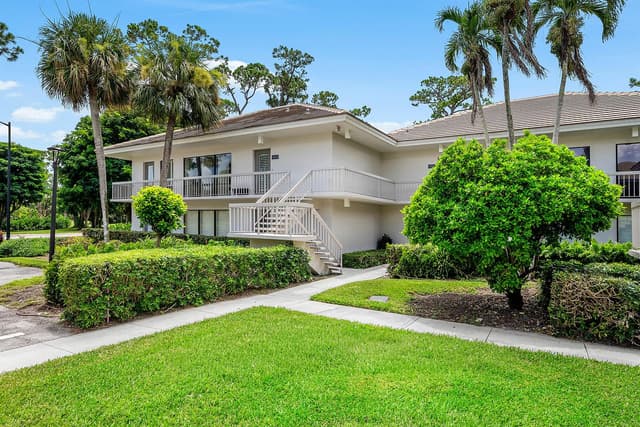 4367 N QUAIL RIDGE Drive N # B, Boynton Beach FL 33436 - Boynton Beach, FL - Photo 2