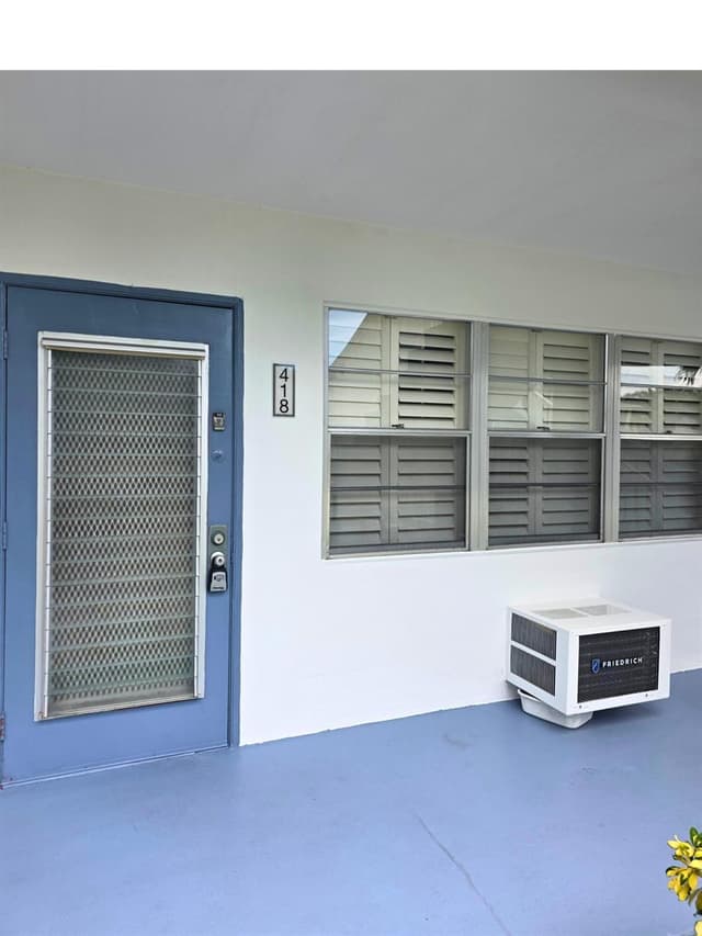 418 Tilford T # 418, Deerfield Beach FL 33442 - Deerfield Beach, FL - Photo 3