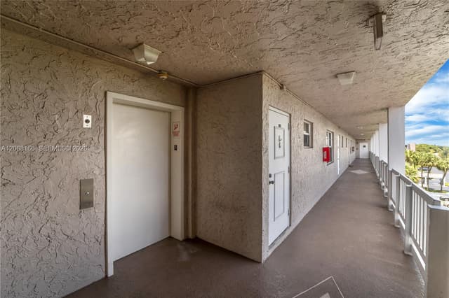 1100 NW 87th Ave # 508, Coral Springs FL 33071 - Coral Springs, FL - Photo 3