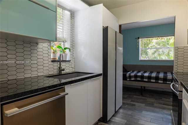 8002 Lagos De Campo Blvd # 201, Tamarac FL 33321 - Tamarac, FL - Photo 6