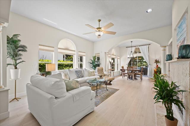 21 Grand Bay Circle, Juno Beach FL 33408 - Juno Beach, FL - Photo 5