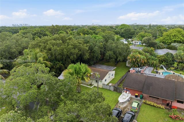 5190 SW 28th Ter, Dania Beach FL 33312 - Dania Beach, FL - Photo 4