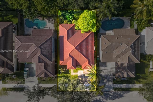 13976 S Cypress Cove Cir, Davie FL 33325 - Davie, FL - Photo 6