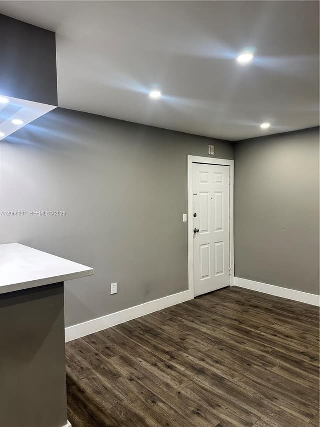 9449 SW 76th St # T5, Miami FL 33173 - Miami, FL - Photo 5