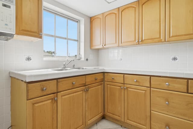 2965 ASHLEY Drive W # C, West Palm Beach FL 33415 - West Palm Beach, FL - Photo 5